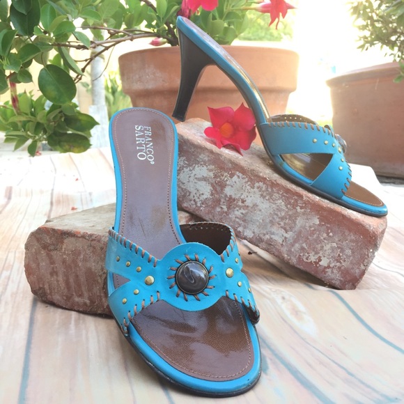 turquoise low heel shoes